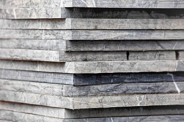 سنگ هرسین اصیل ایرانی با بافتی یکدست و ماندگار